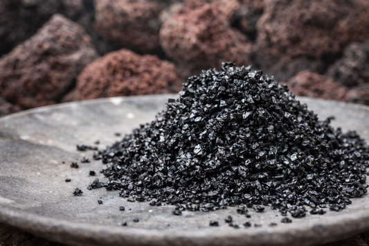 HAWAIIAN BLACK LAVA SALT (Medium Grain)