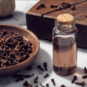 CLOVE BUD ESSENTIAL OIL (Food Grade)